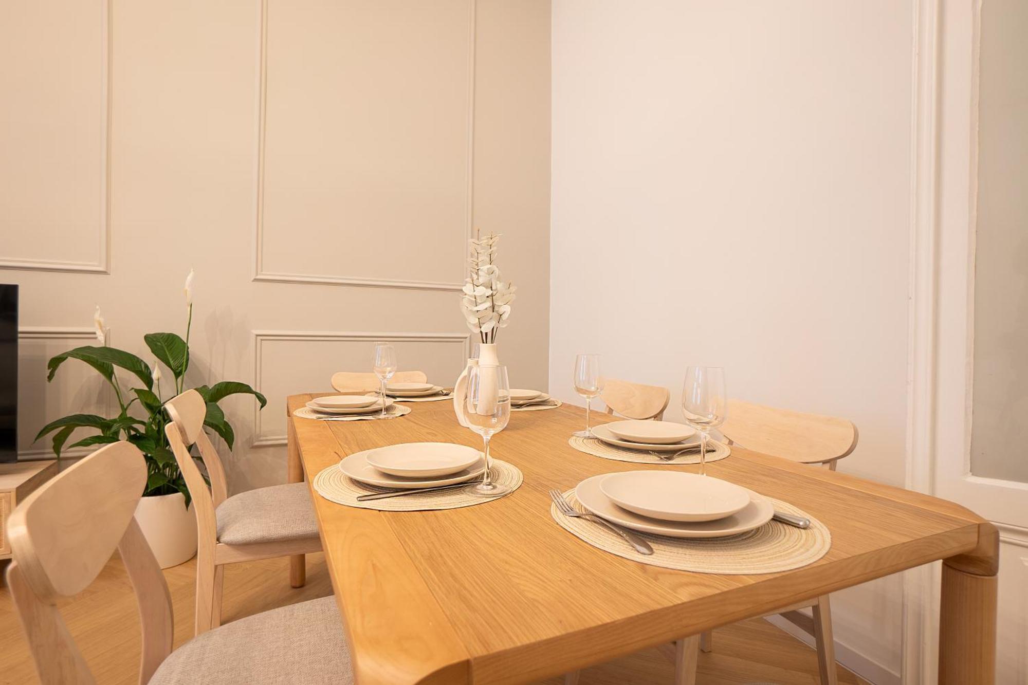Spacious 110М2 Flat In The City Center Viena Exterior foto